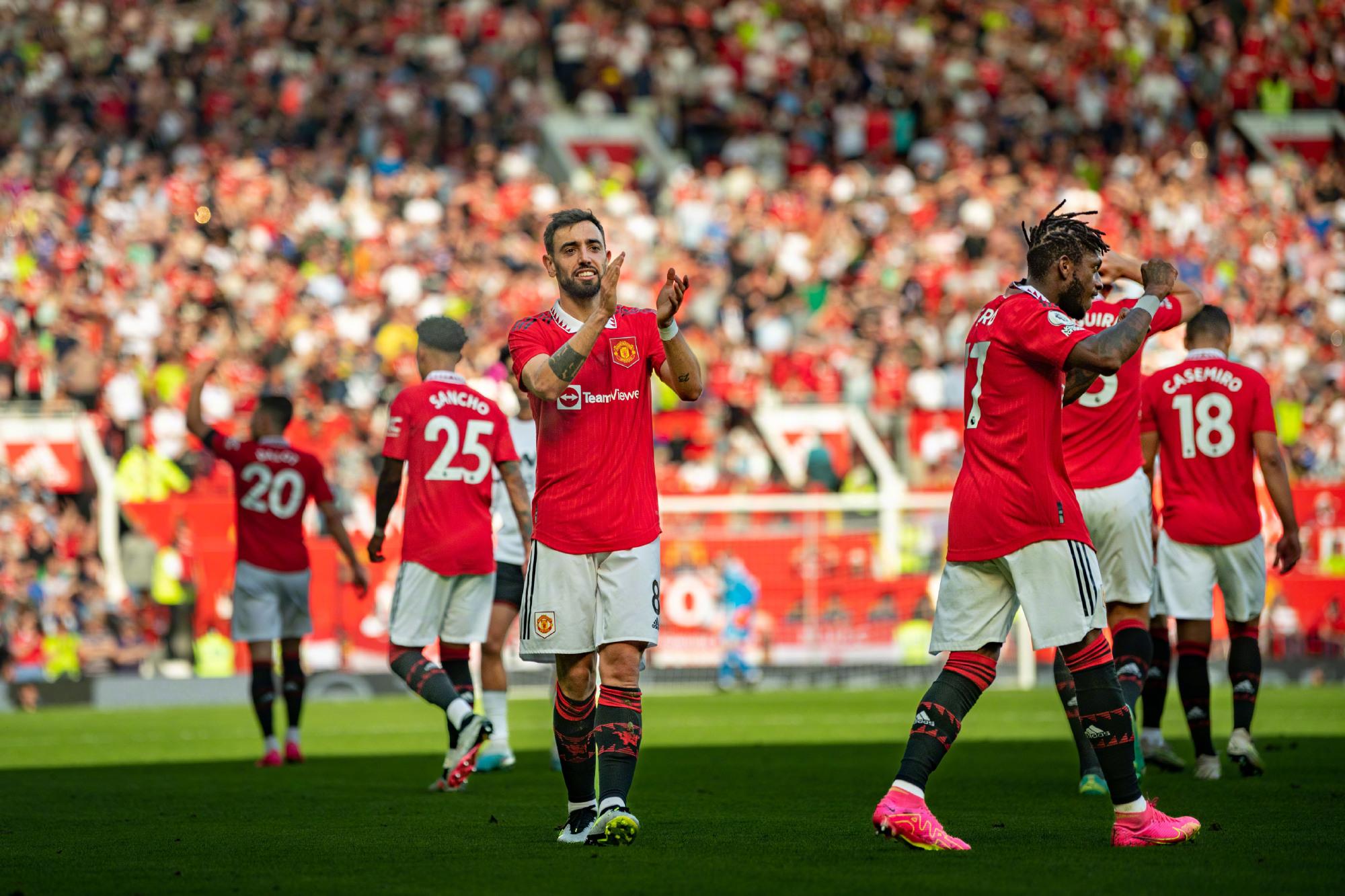 他在关键时 他在关键时